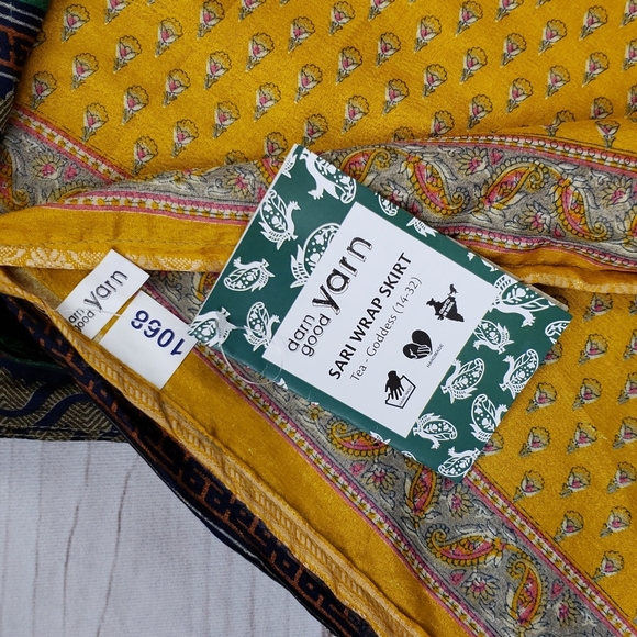 Darn Good Yarn Sari Silk Wrap Skirt Tea Goddess - Picture 7 of 16